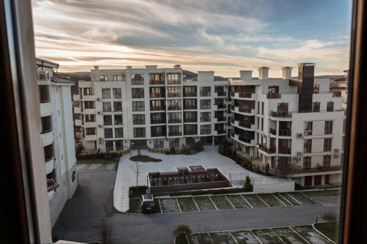 Long Beach Resort Shkorpilovtsi Bagian luar foto