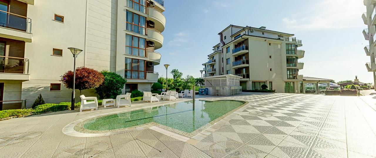 Long Beach Resort Shkorpilovtsi Bagian luar foto