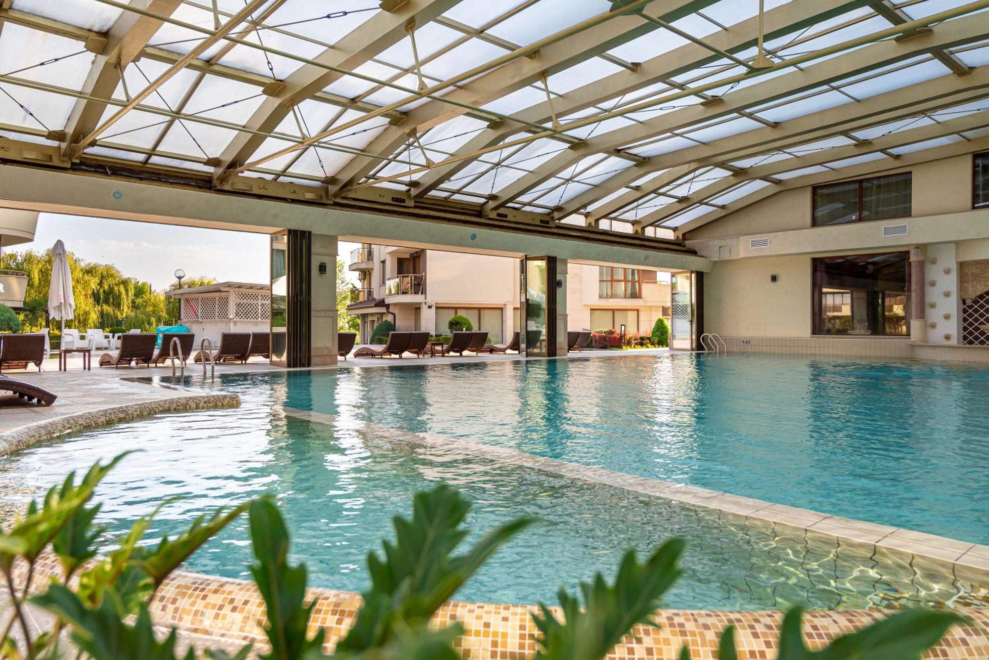 Long Beach Resort Shkorpilovtsi Bagian luar foto
