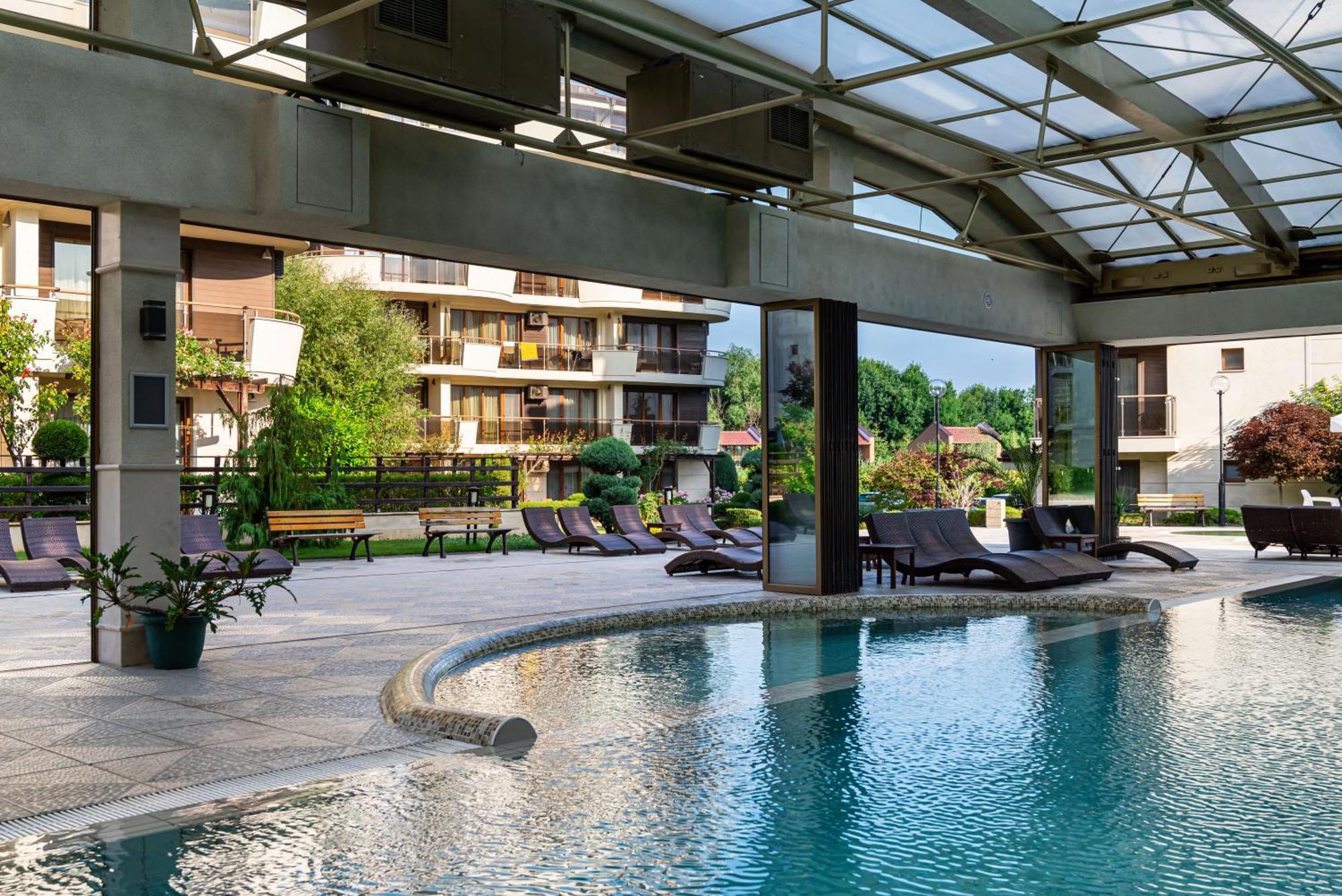Long Beach Resort Shkorpilovtsi Bagian luar foto