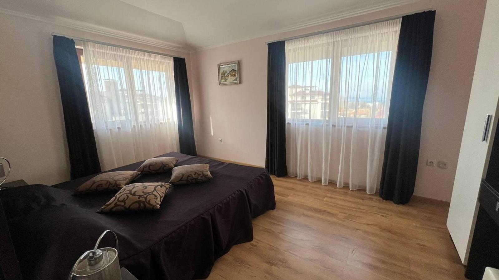 Long Beach Resort Shkorpilovtsi Bagian luar foto